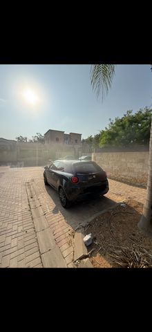 אלפא רומיאו מיטו