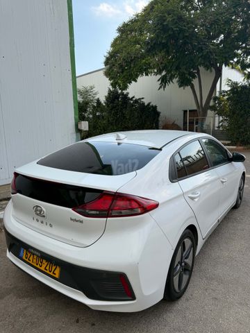 יונדאי איוניק