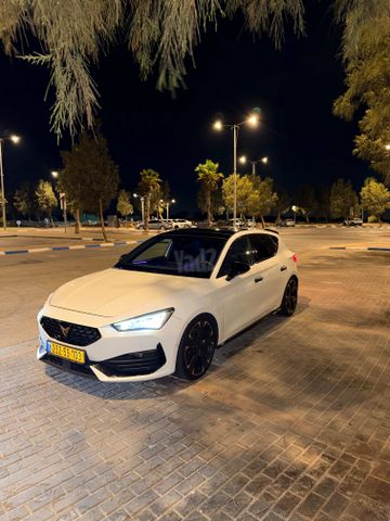 קופרה לאון