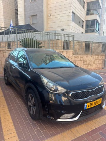 קיה נירו