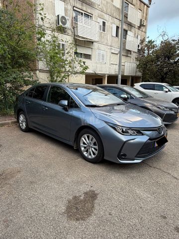טויוטה קורולה