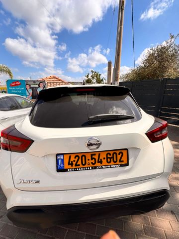 ניסאן ג'וק