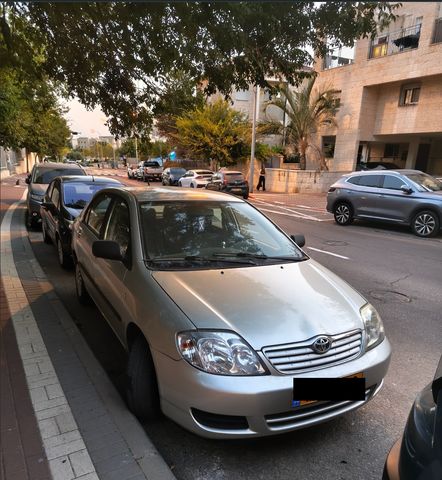 טויוטה קורולה