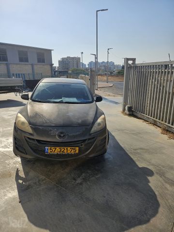 מודעת רכב מאזדה 3