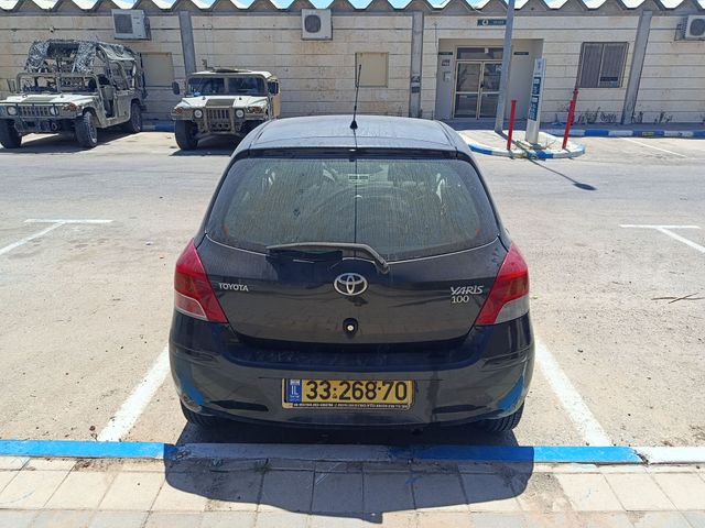 טויוטה יאריס