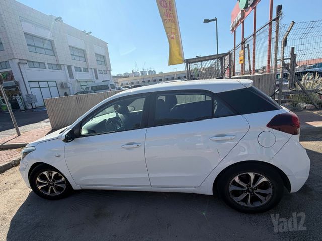 יונדאי i20