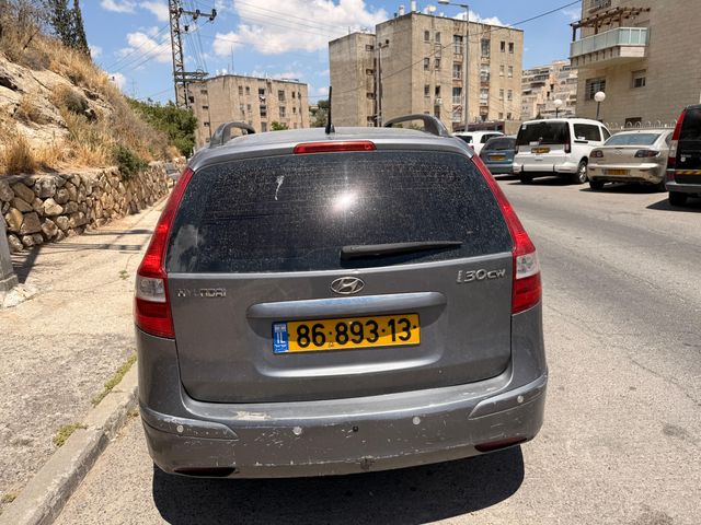 יונדאי i30