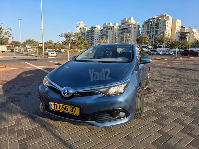 טויוטה אוריס