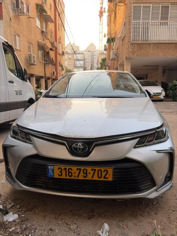 טויוטה קורולה