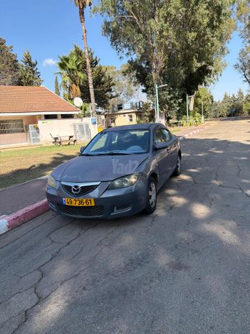 מאזדה 3