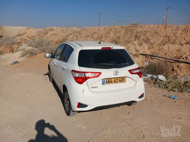 טויוטה יאריס