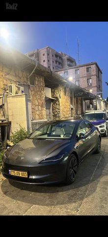 טסלה מודל 3