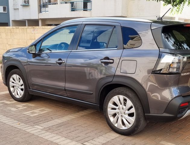 סוזוקי S-Cross