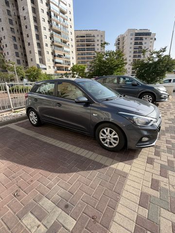 יונדאי i20