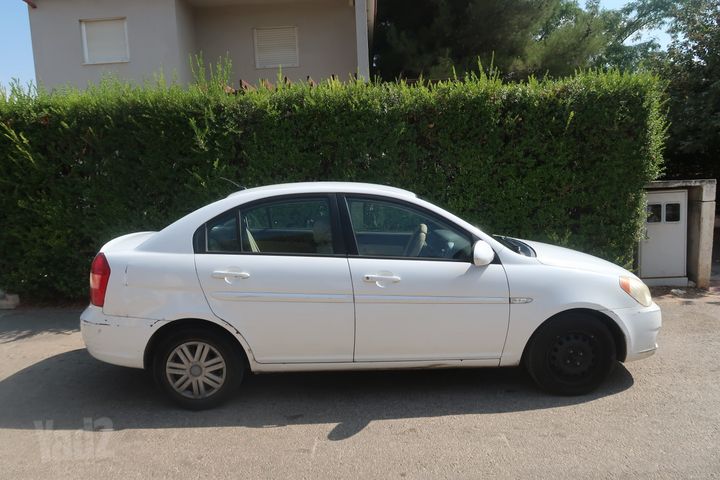 יונדאי אקסנט i25