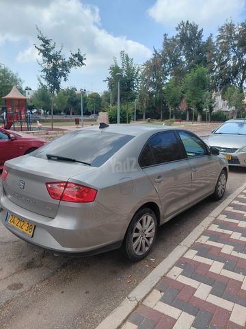 סיאט טולדו