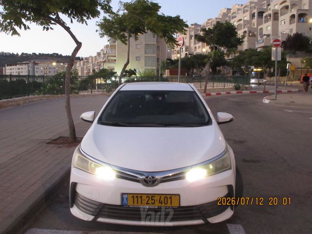 טויוטה קורולה