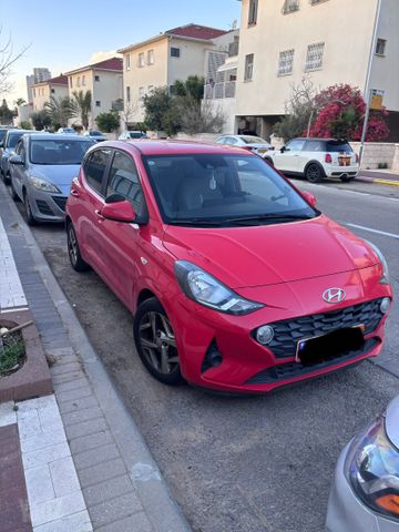 יונדאי i10