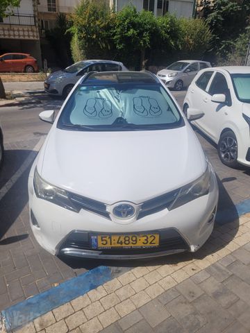 טויוטה אוריס