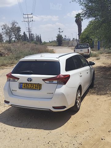 טויוטה אוריס