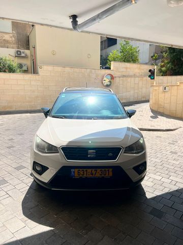 מודעת רכב סיאט ארונה