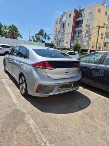 יונדאי איוניק