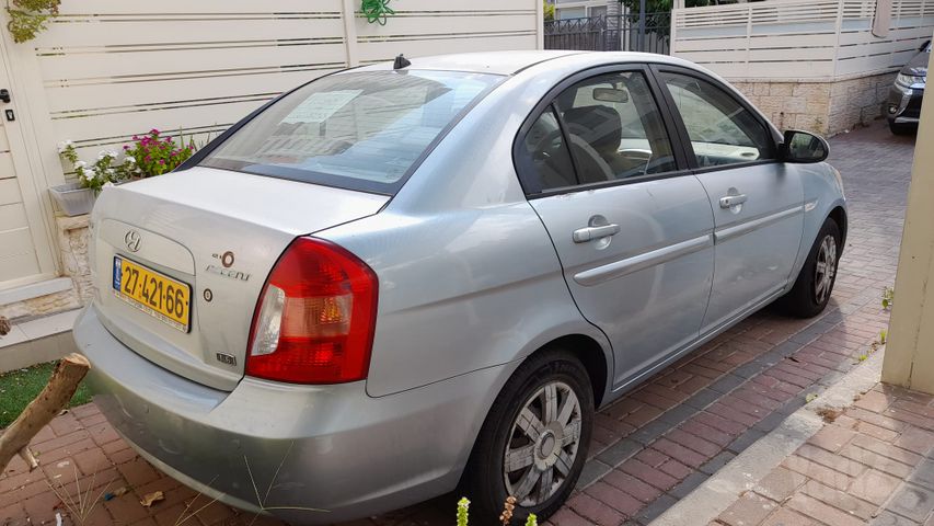 יונדאי אקסנט i25