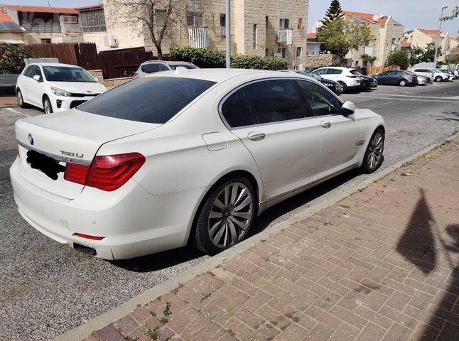 מודעת רכב ב מ וו סדרה 7