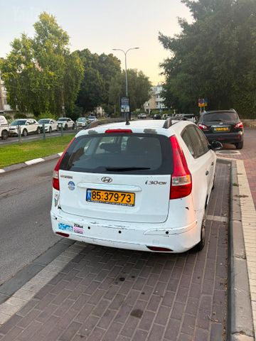 יונדאי i30