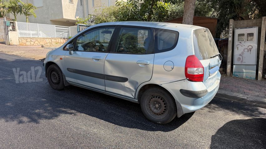 מודעת רכב הונדה ג'אז