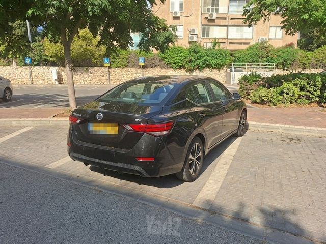 ניסאן סנטרה
