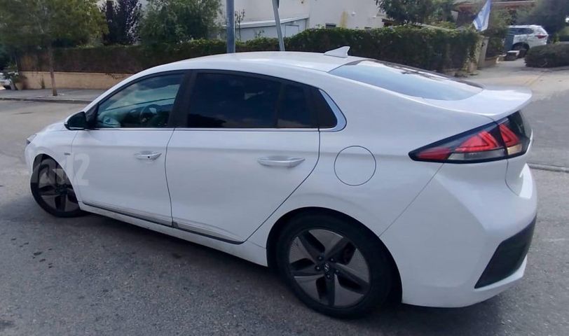 מודעת רכב יונדאי איוניק