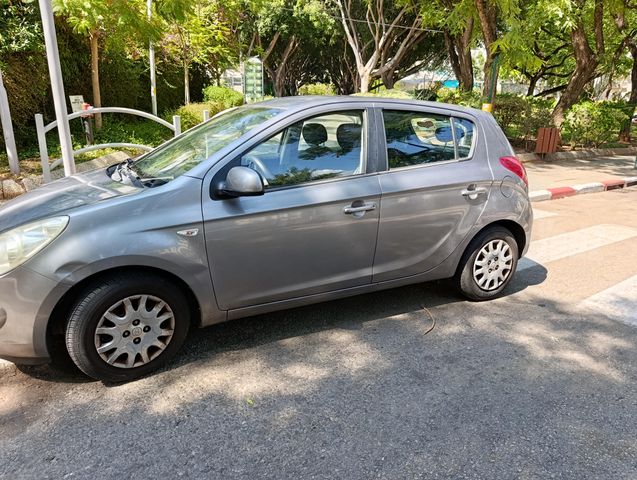 יונדאי i20