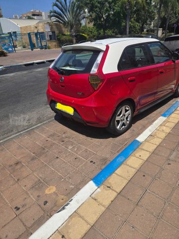 אם ג'י MG3