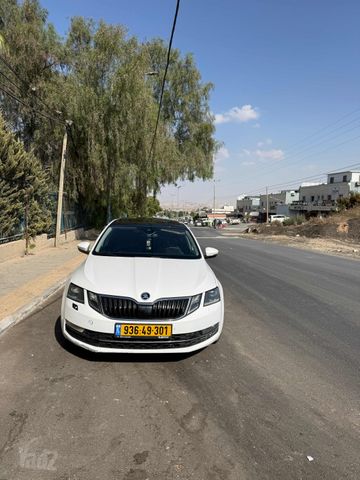 סקודה אוקטביה