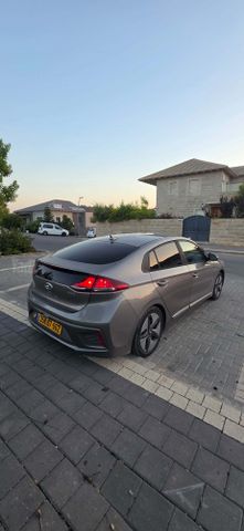 יונדאי איוניק