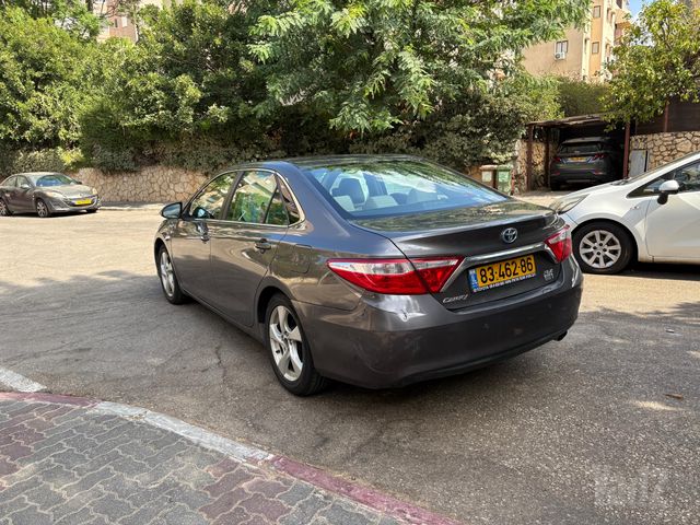 טויוטה קאמרי