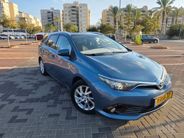 מודעת רכב טויוטה אוריס