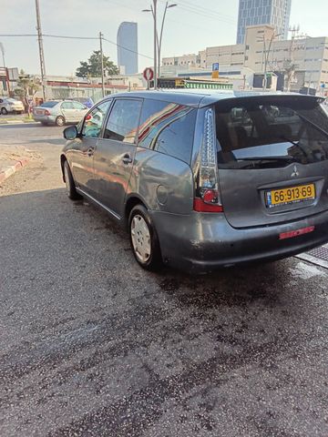 מודעת רכב מיצובישי גרנדיס