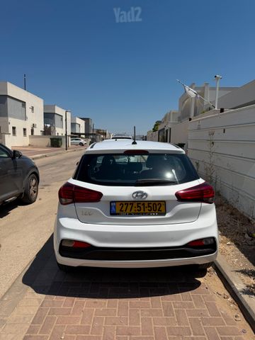 יונדאי i20
