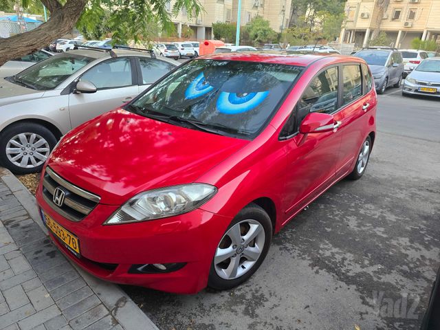 מודעת רכב הונדה FR-V