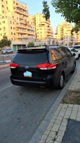 טויוטה סיינה