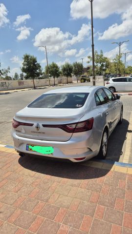רנו מגאן