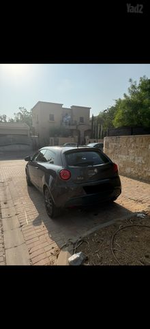 אלפא רומיאו מיטו