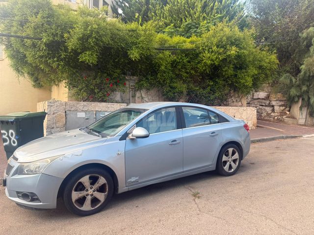 שברולט קרוז