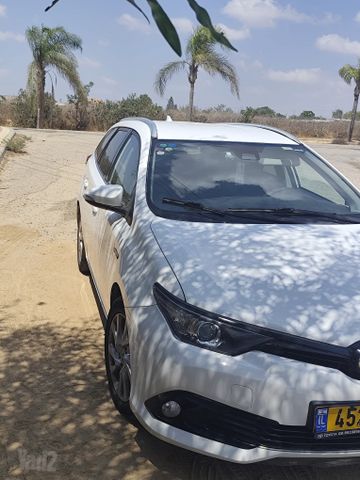 מודעת רכב טויוטה אוריס