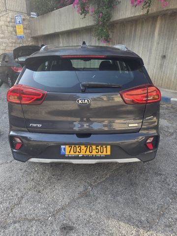 קיה נירו