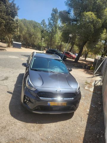 קיה נירו