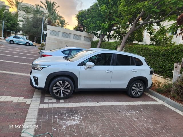מודעת רכב סוזוקי S-Cross