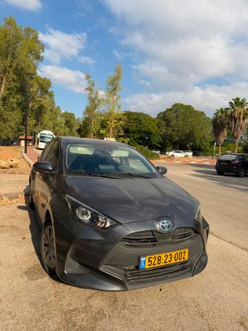 מודעת רכב טויוטה יאריס